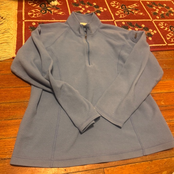 Stay warm and stylish with this blue quarter-zip fleece. Perfect for any casual - Picture 4 of 7